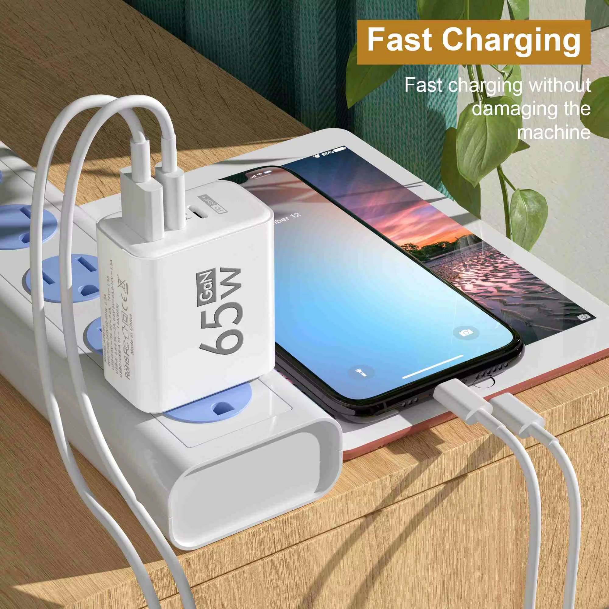 65W Gan Fast Charger PD 3.0 USB C Wall Charger 3 Ports QC3.0 for Iphone 15 16 Pro Samsung Xiaomi EU US Plug Mobile Phone Adapter